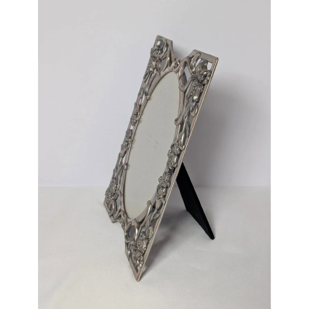 Linco Art Nouveau Style Silver Tone Pewter Floral Iris Oval Picture Frame Taiwan